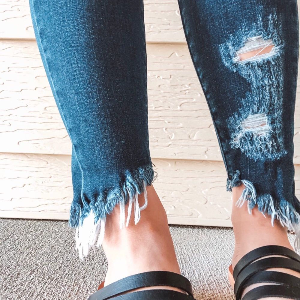 Kancan Destructed Mid-Rise Ankle Skinny